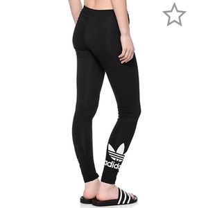 Women’s Adidas Set